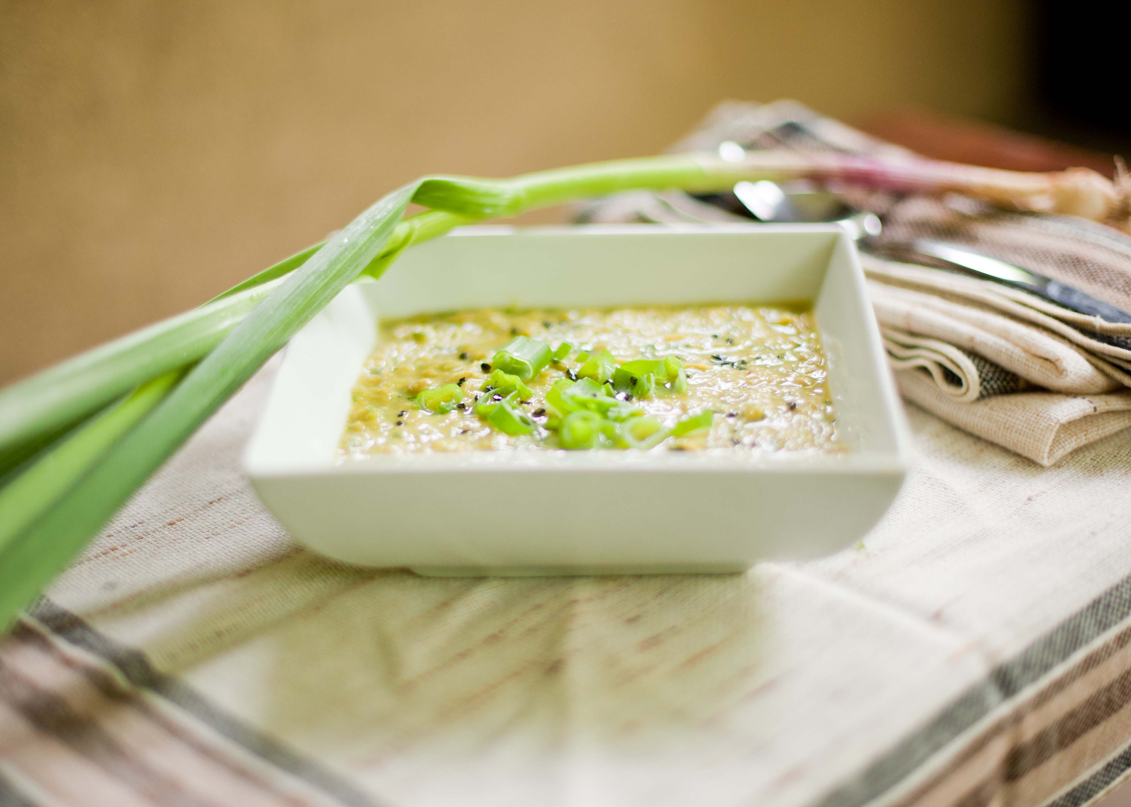 chive pea soup