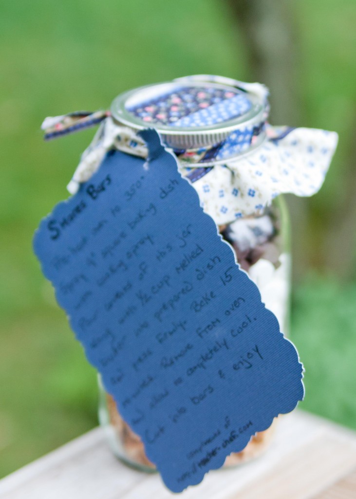 s'mores bar in a jar label